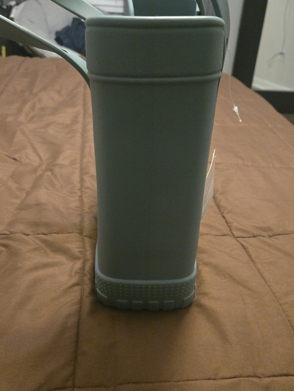 CROCS CLASSIC MEDIUM Tote POND COLOR. Greydish Color - Picture 3 of 6